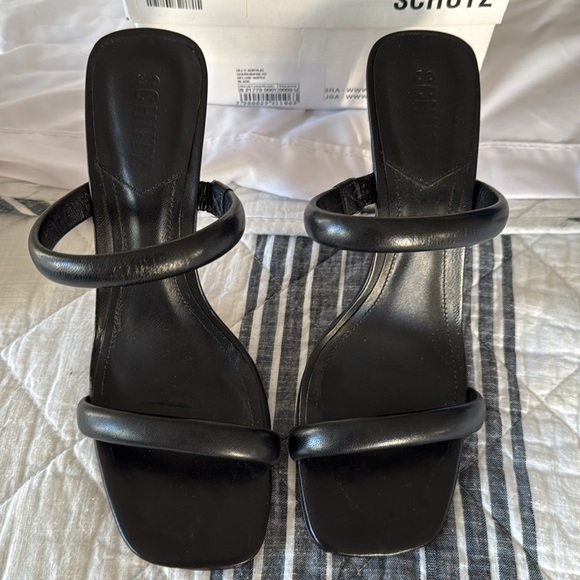 Schutz Ully Acrylic heel - Picture 6 of 7